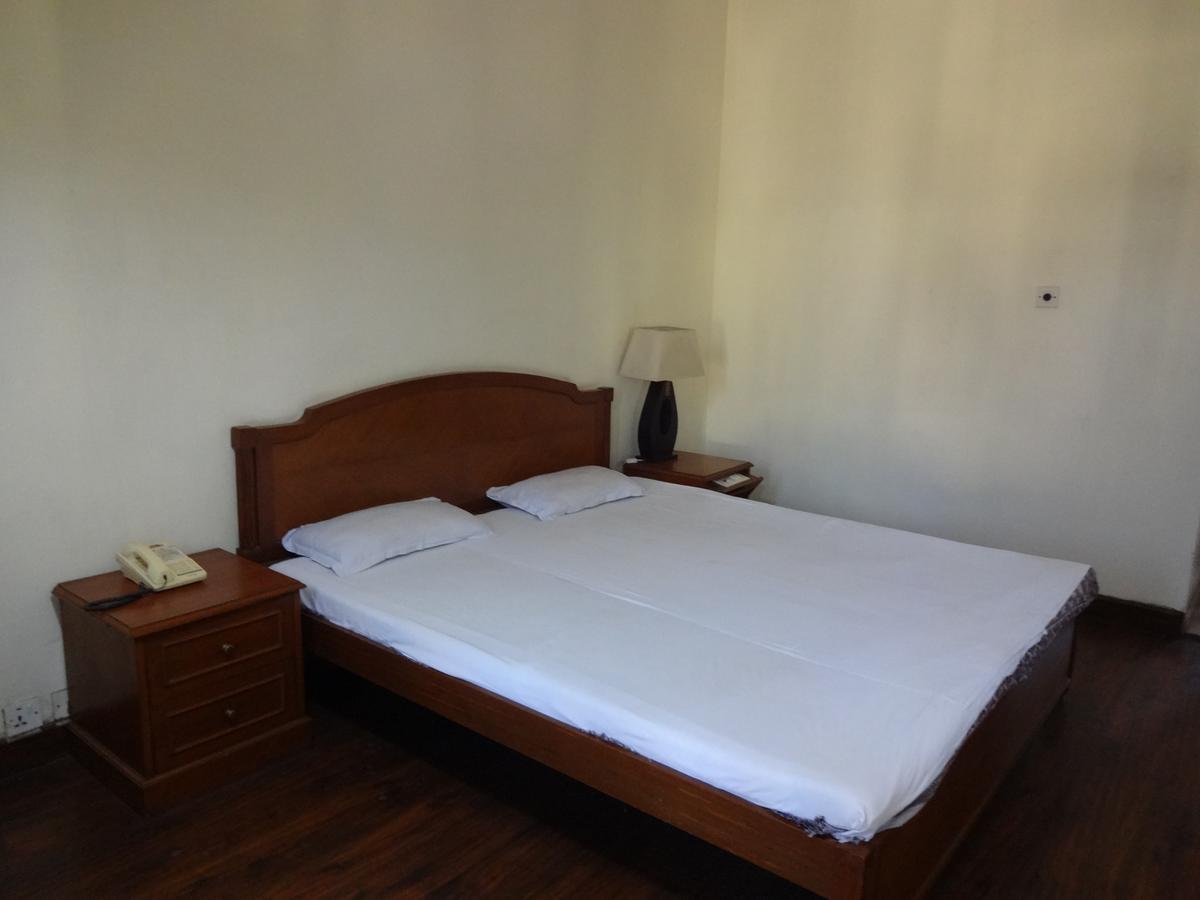 Hotel Sita Manor Гвалиор Стая снимка