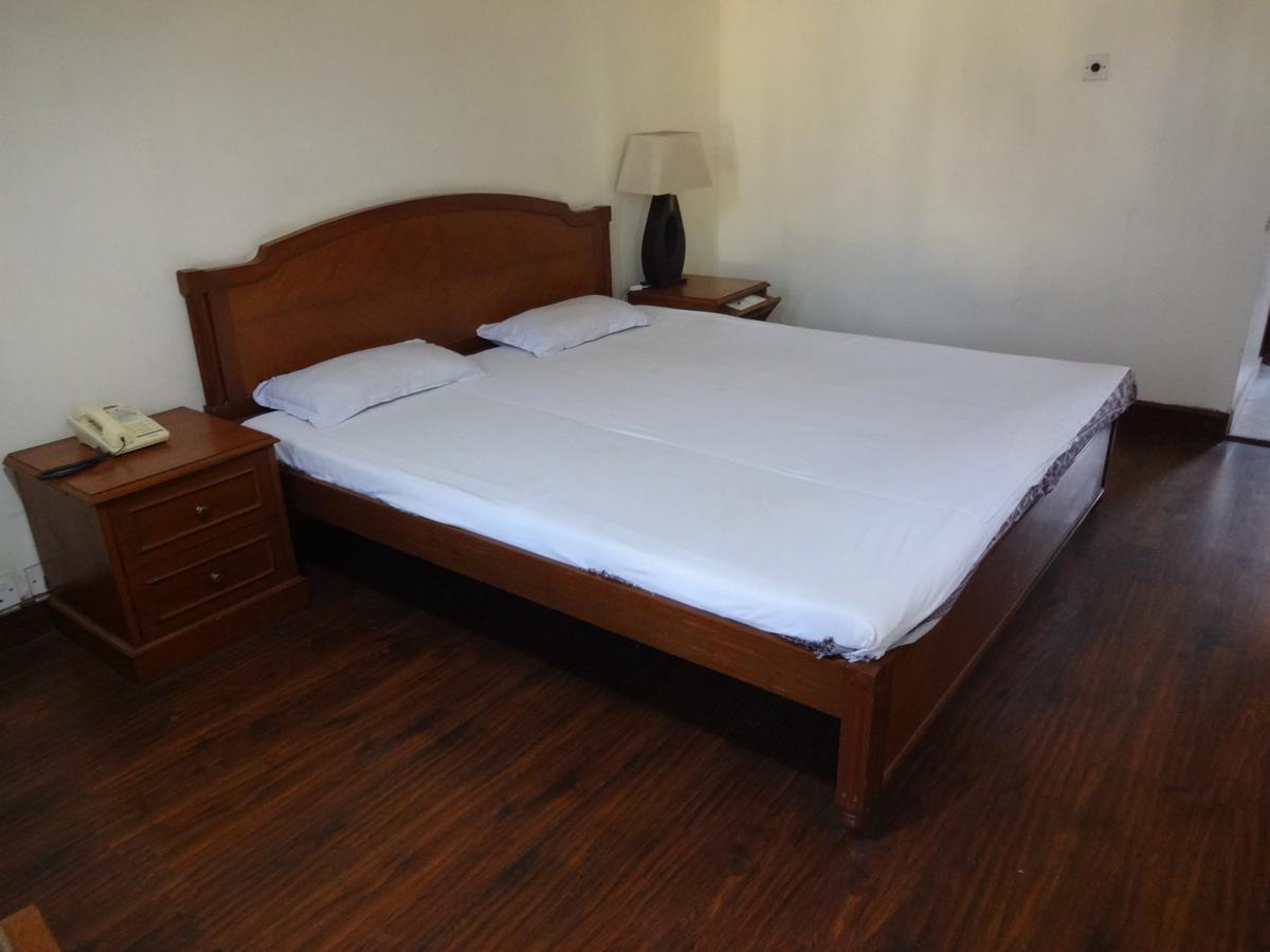 Hotel Sita Manor Гвалиор Стая снимка