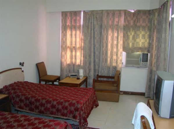 Hotel Sita Manor Гвалиор Екстериор снимка